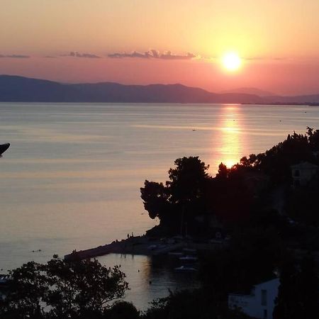¨Με Θέα Το Ηλιοβασίλεμα¨ Villa Áfissos Luaran gambar