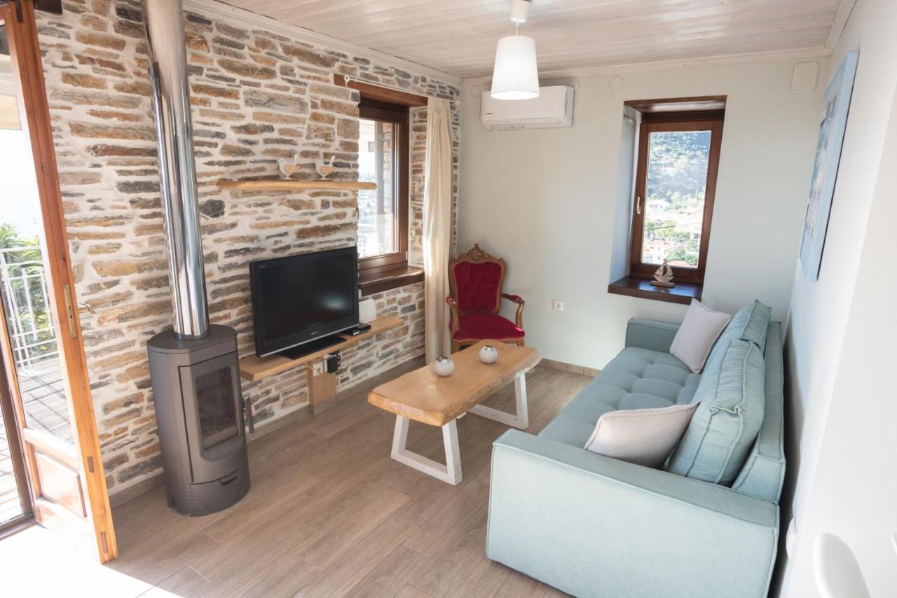 ¨Με Θέα Το Ηλιοβασίλεμα¨ Villa Áfissos Luaran gambar