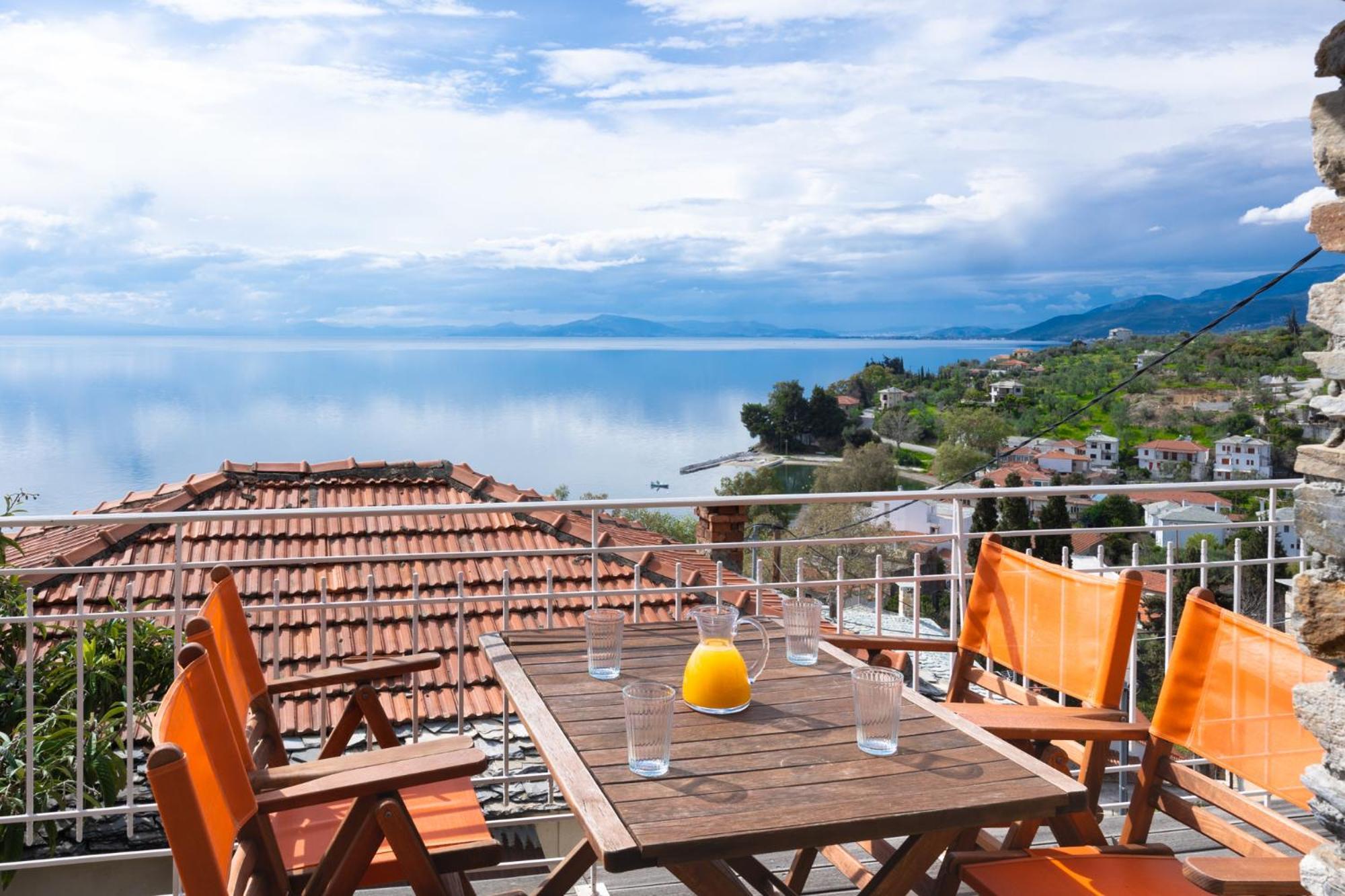 ¨Με Θέα Το Ηλιοβασίλεμα¨ Villa Áfissos Luaran gambar